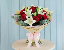 Букет цветов из:  Лилии и Розы в Клин-9