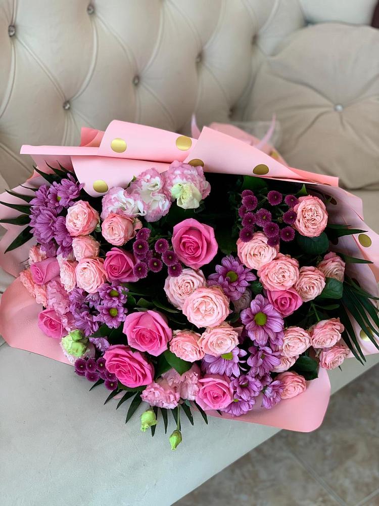 Букет цветов из: Хризантемы, Розы и Лизиантусы в Клин-9