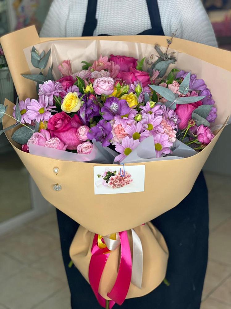 Букет цветов из: Хризантемы, Гвоздики и Альстромерии в Клин-9