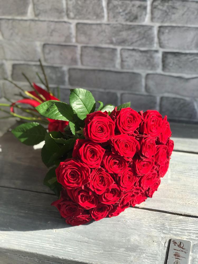 Букет Красные розы Фридом в Клин-9