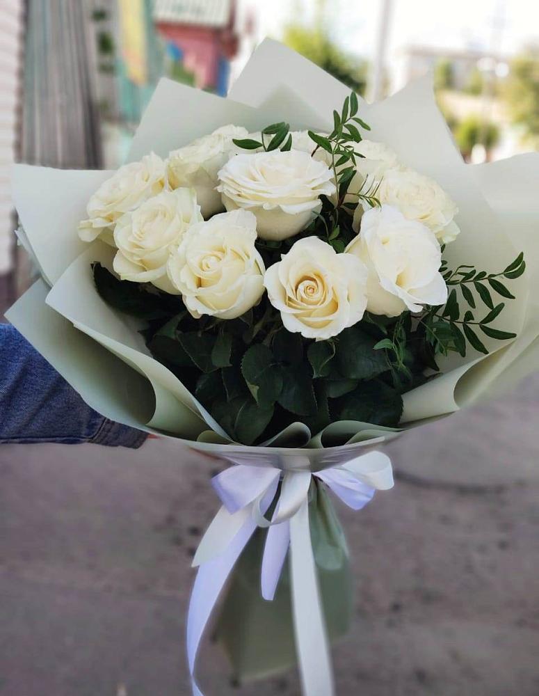 Букет Белые розы Проуд в Клин-9