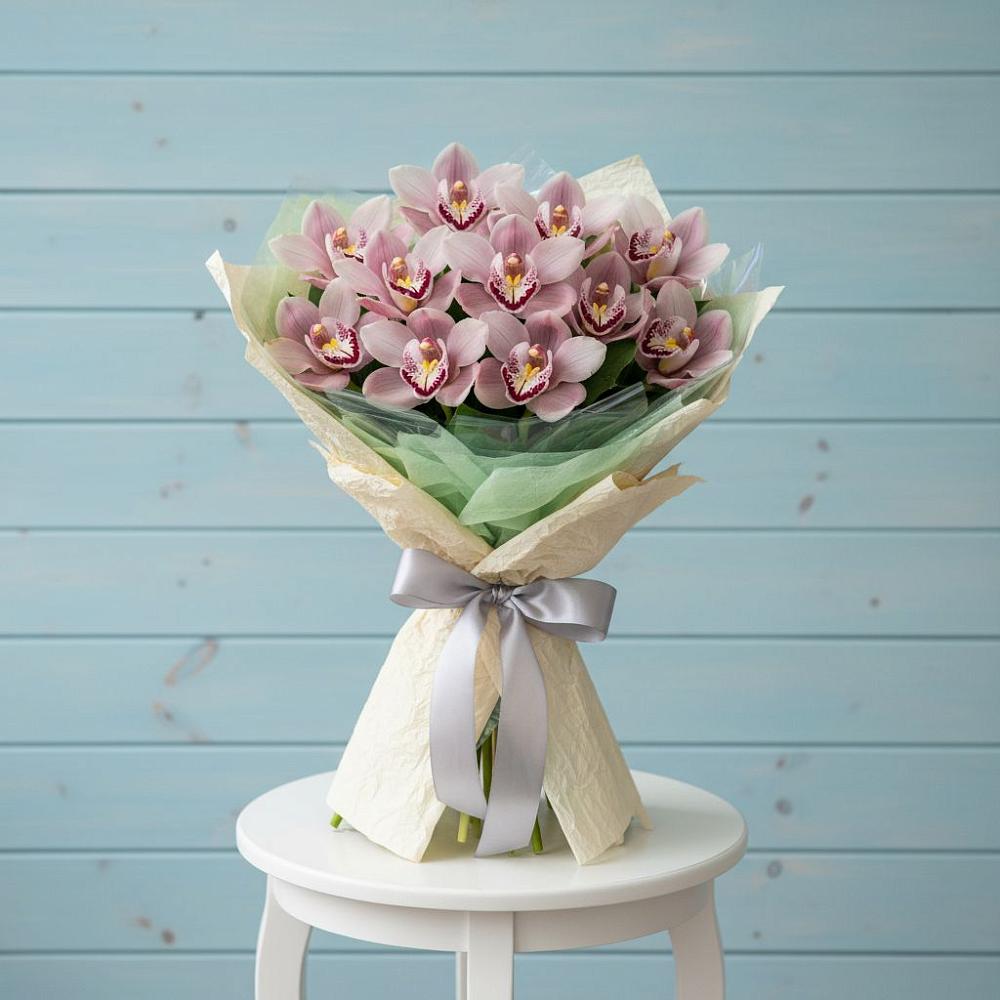 Букет цветов из: Орхидеи и Розы в Клин-9