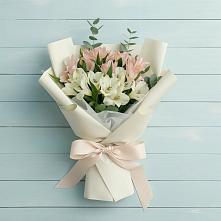 Букет цветов из:  Альстромерии в Клин-9