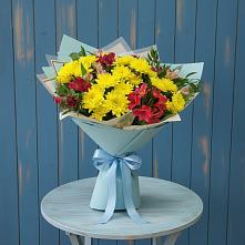 Букет цветов из:  Альстромерии и Хризантемы в Клин-9