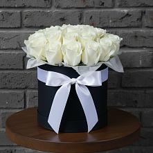 Цветочная композиция из Розы в шляпной коробке в Клин-9